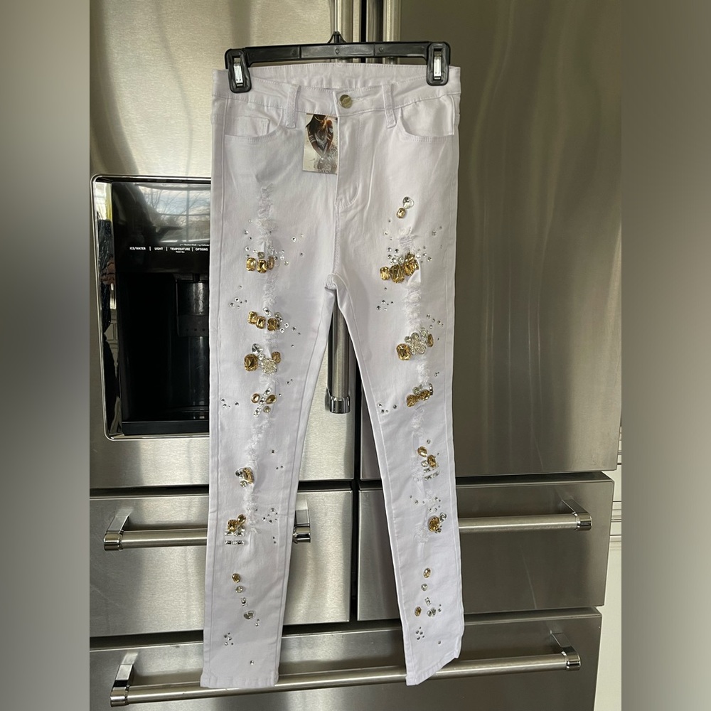 NWT White distressed jeans with crystal and gold jewels